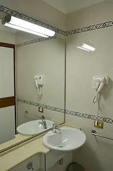 Ristorante Vapore 2* 파게토 라리오