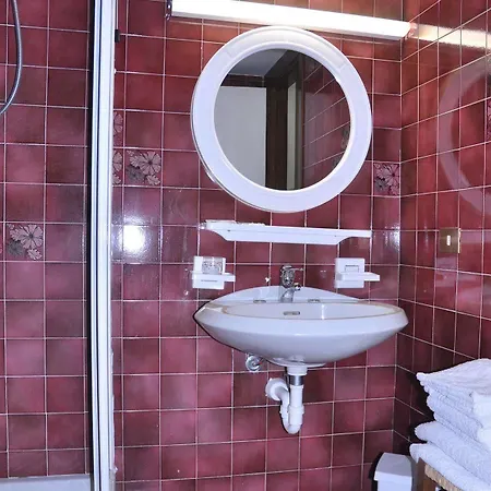 Ristorante Vapore Фаджето-Ларио