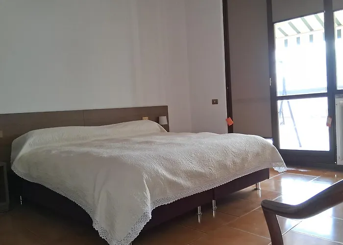 Hotel Ristorante Vapore Faggeto Lario