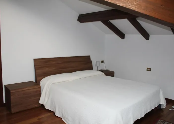 瓦波雷餐厅酒店 酒店 Faggeto Lario