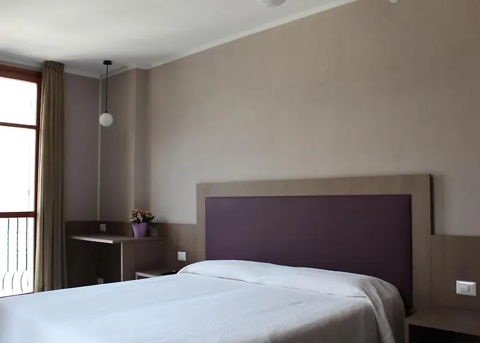 Ristorante Vapore 2* Faggeto Lario